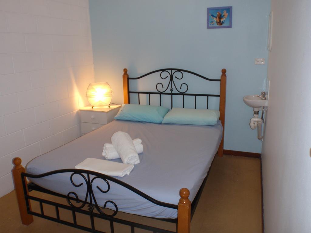 Absolute Backpackers Mission Beach Zimmer foto