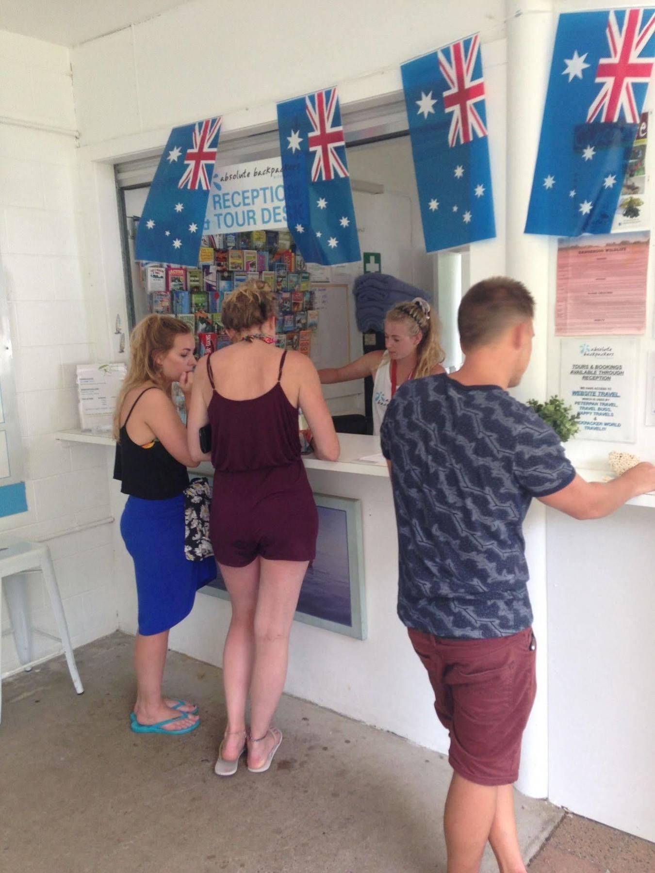 Absolute Backpackers Mission Beach Exterior foto
